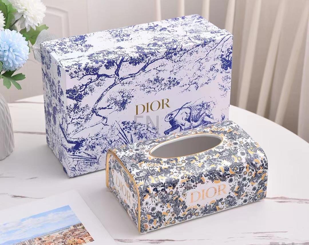 Tissue Box - Image 3 of 3